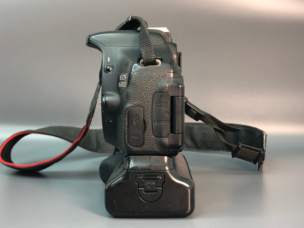 Canon EOS 600D kit 18-55mm IS ll 47.000 кадров
