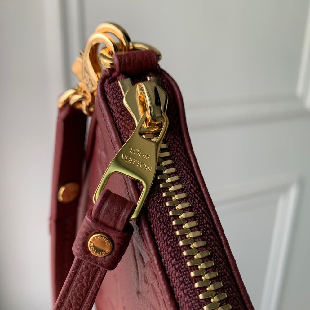 Louis Vuitton Easy Pouch On Strap
