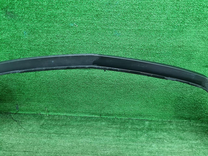 Юбка переднего бампера Cadillac XT5 (2019-н.в.)