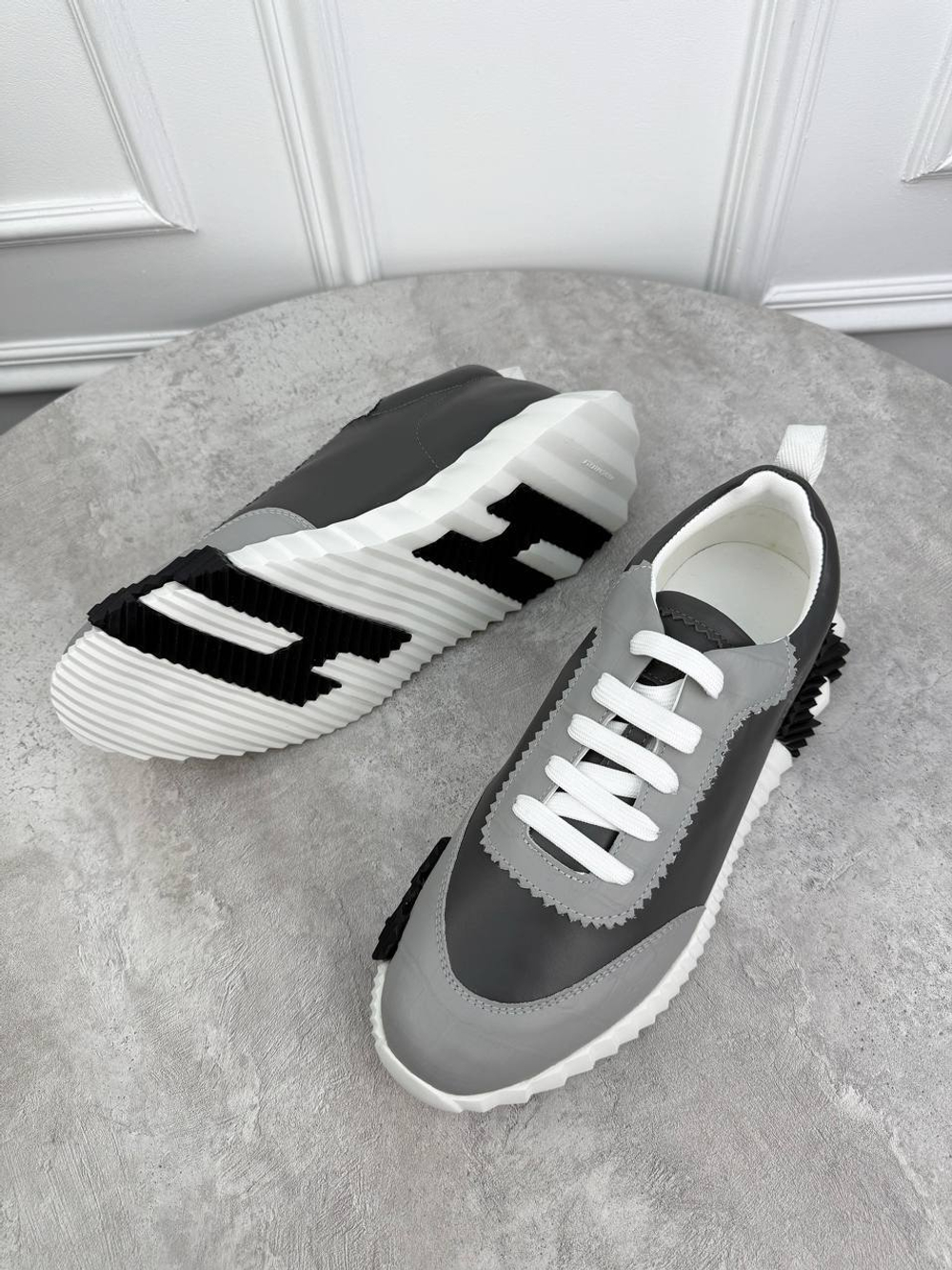 Кроссовки Hermes