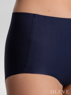 Бесшовные трусы в рубчик Plus size