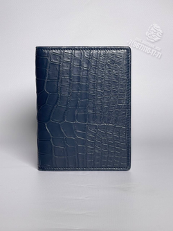 Обложка для паспорта Zilli из кожи крокодила