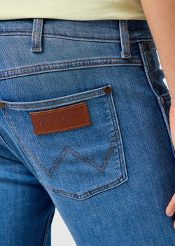 Джинсы мужские WRANGLER GREENSBORO SAGE