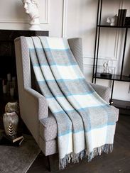 Плед MAYA 1-12 из овечьей шерсти ANINAMAS