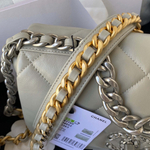Chanel 19 26 cm