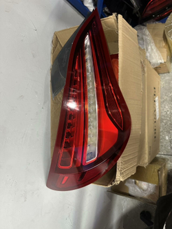 Задние фонари Mercedes-Benz CLA W117 (2017–2019) левый и правый, оригинал