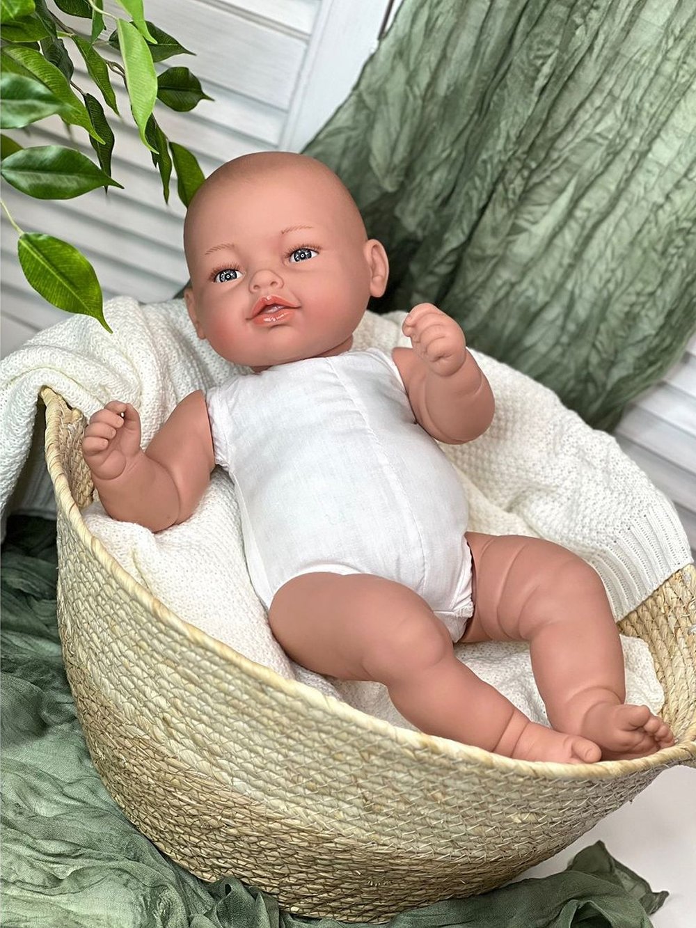 Кукла Manolo Dolls мягконабивная LEO 47см в пакете (1186)