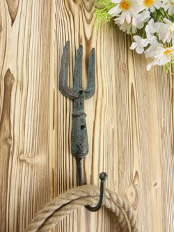 Iron Garden Крючок настенный Вилка Садовника