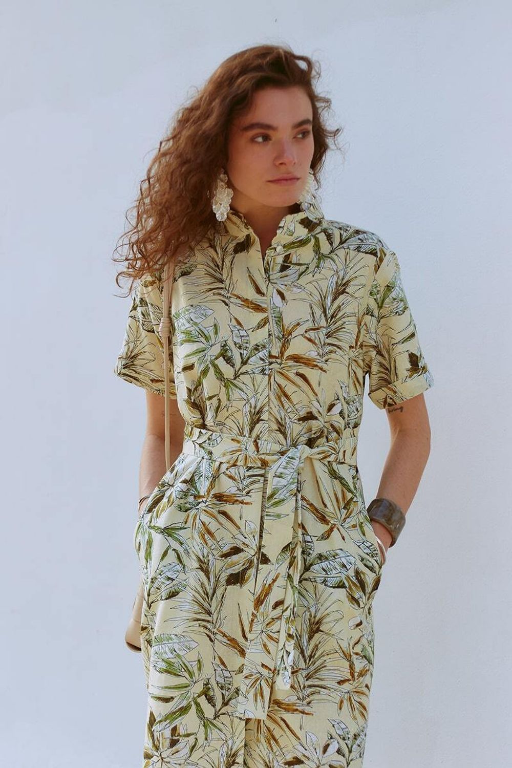 Платье Леон тропический принт лен (Размер 42)