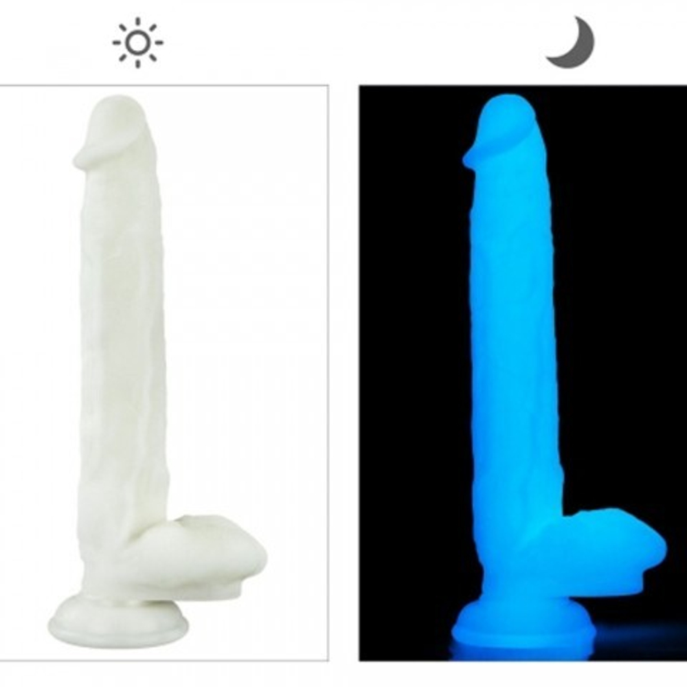 Фаллоимитатор Lumino Play светящийся в темноте (21*4 см)