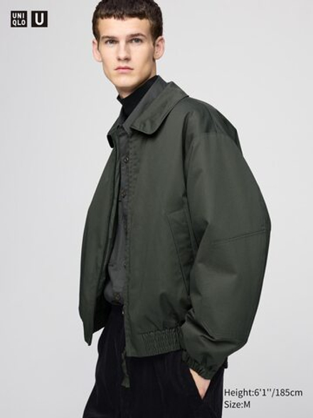 UNIQLO Укороченная куртка PUFFERTECH, оливковый
