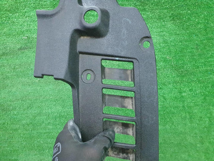 Кожух замка капота Toyota Camry 7 XV50 (2014-2018)