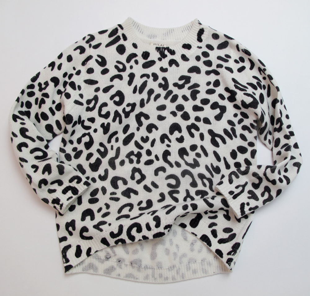 Джемпер детский с черно-белым леопардовым принтом
