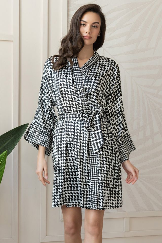 Короткий халат Julianna