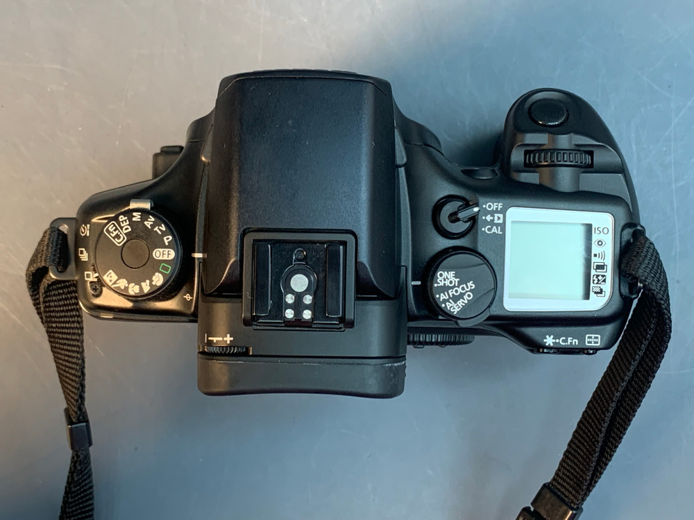 Canon EOS 30 Kit 28-90mm f/4-5.6