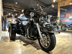 Tri Glide Ultra Harley-Davidson 2024 (Vivid Black)