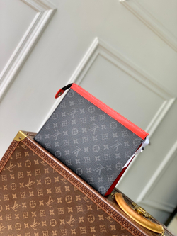 Louis Vuitton Pochette Voyage MM