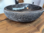 Раковина из речного камня RS-65787 44х36х15 из натурального камня