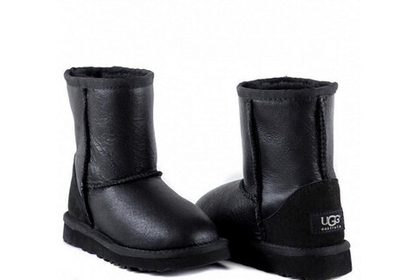 UGG Kids Classic Short Metallic Black
