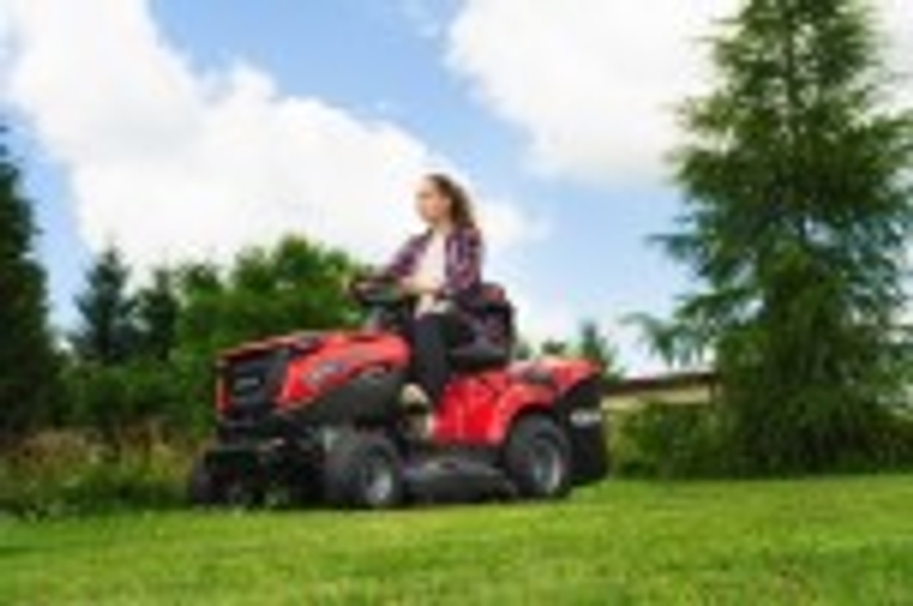 Трактор садовый МОБИЛ К XP104 ПРО бензиновый MBK0036334