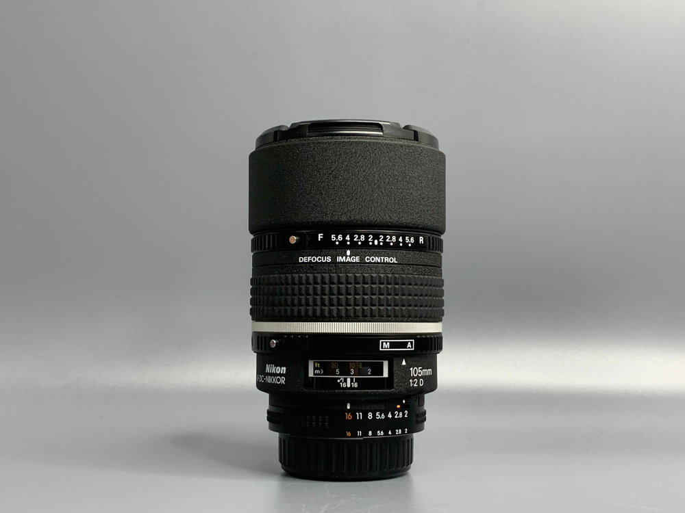 Nikon 105mm 2D AF DC-Nikkor