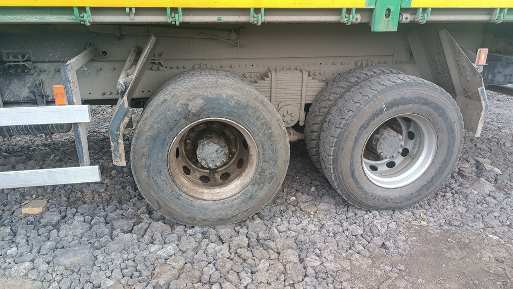 FAW J6 6x4 Зерновоз 558983-41 (Дизельный, 11,1 л, 420 л.с., МТ)