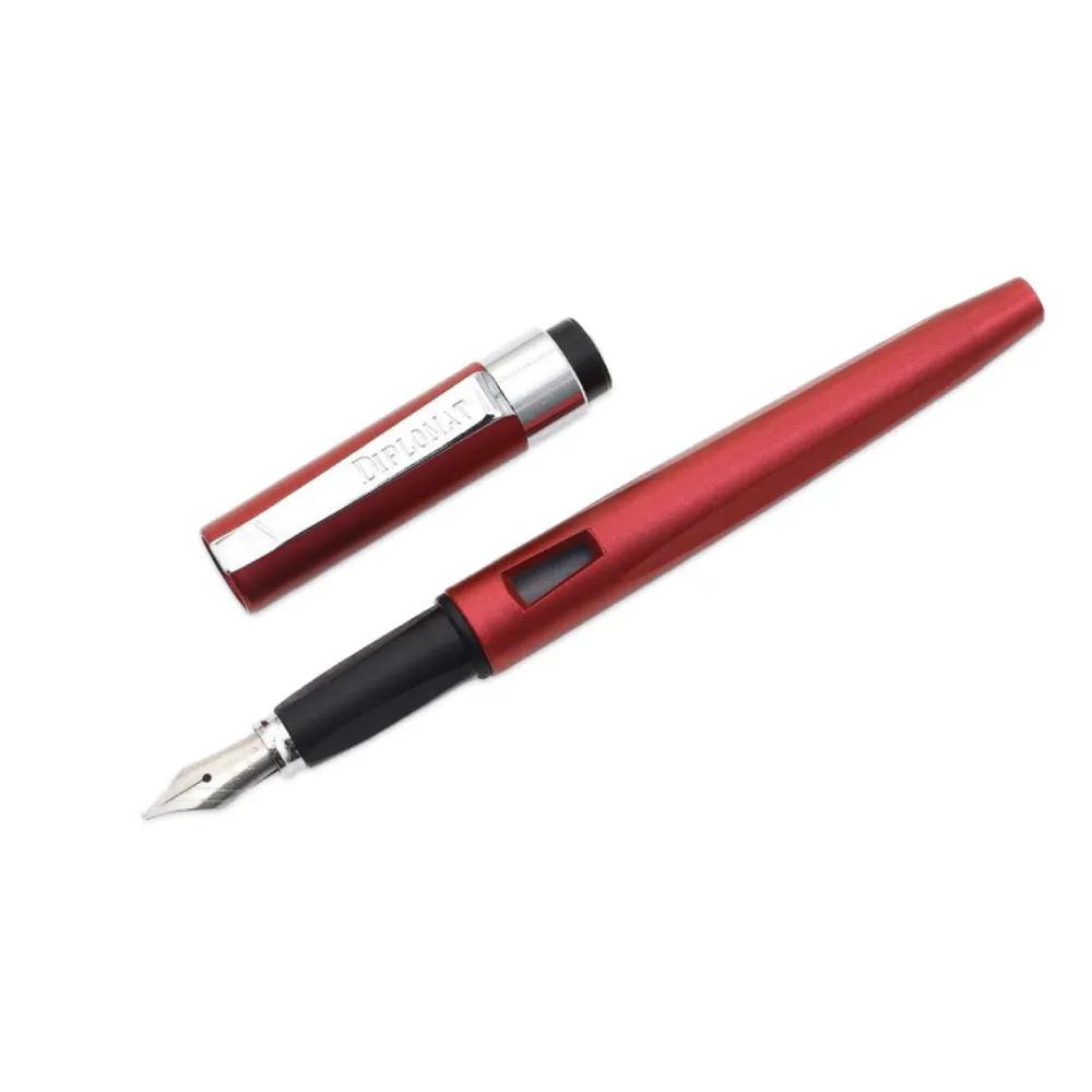 Перьевая ручка Diplomat Magnum burned красная с пером F (D40905023) 3