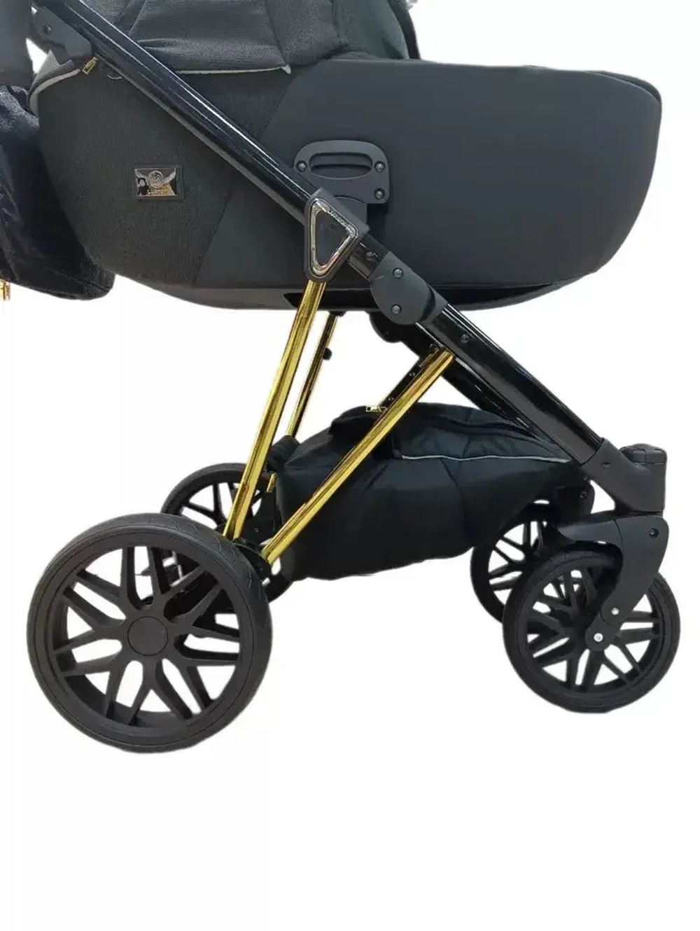Коляска для новорожденных 2в1 Luxmom F1 (реверсивный блок)