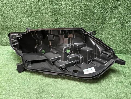 Корпус фары правый Nissan X-Trail T32 (2017-2022)