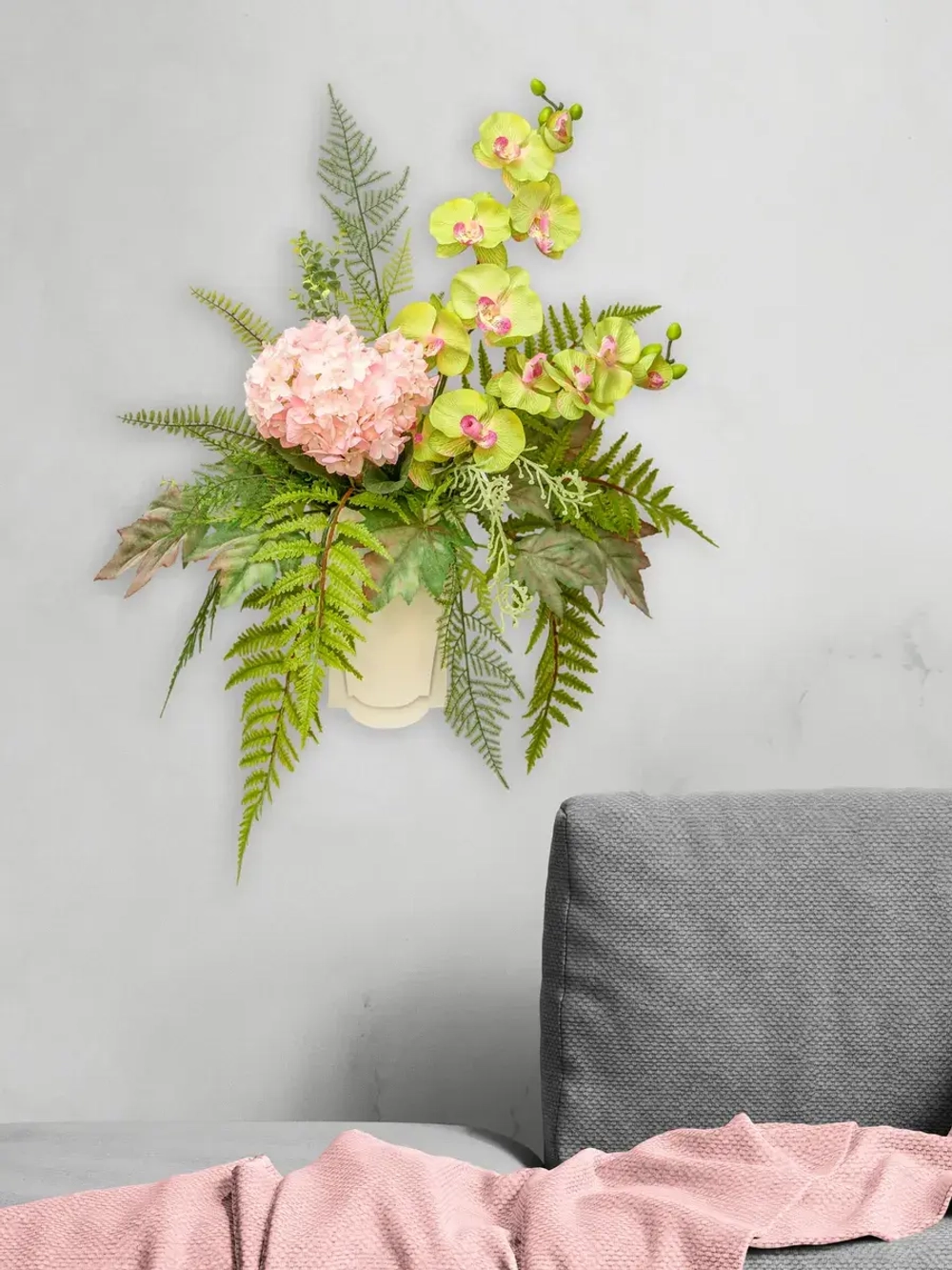 Искусственные цветы на стену в кашпо