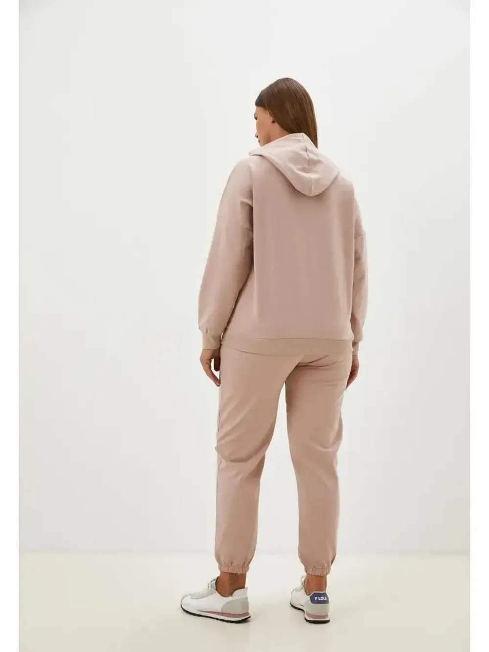 Костюм спортивный