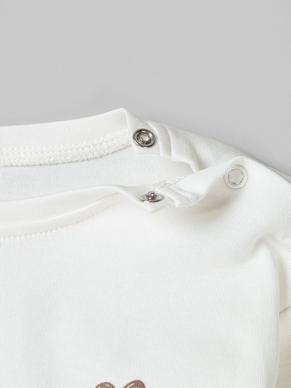 Лонгслив "Сердце" с принтом 0+