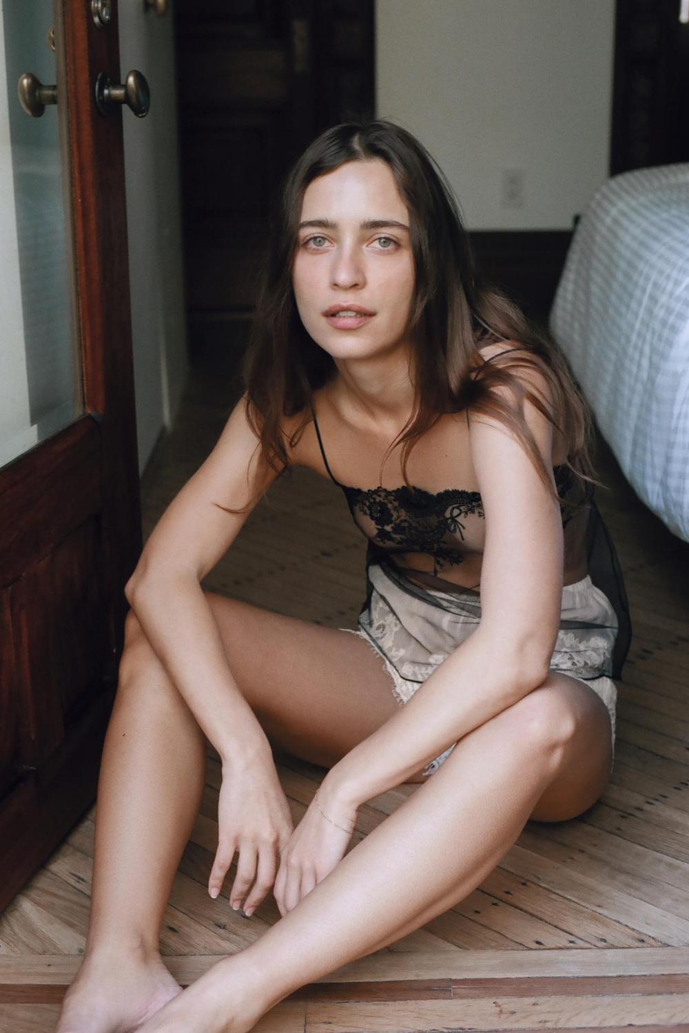 ZARA ТОП С ВЫШИВКОЙ LIMITED EDITION, ЧЕРНЫЙ
