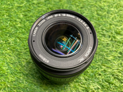 Canon 1000D kit 18-55 mm 3.5-5.6 II 4.900 кадров
