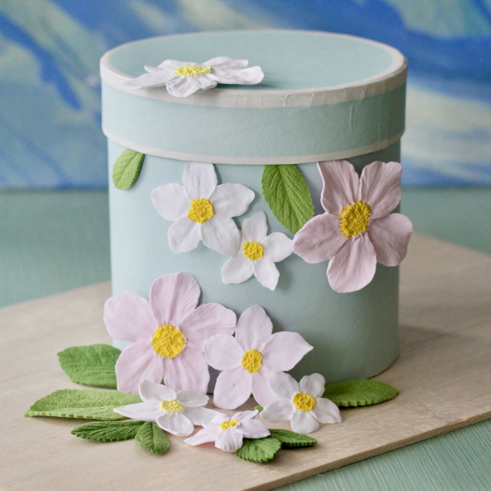 Молд силиконовый для флористики "Цветы вишни и листья" / Форма для лепки мелких цветочков и листьев яблони и вишни / молд для глины, мыла и воска