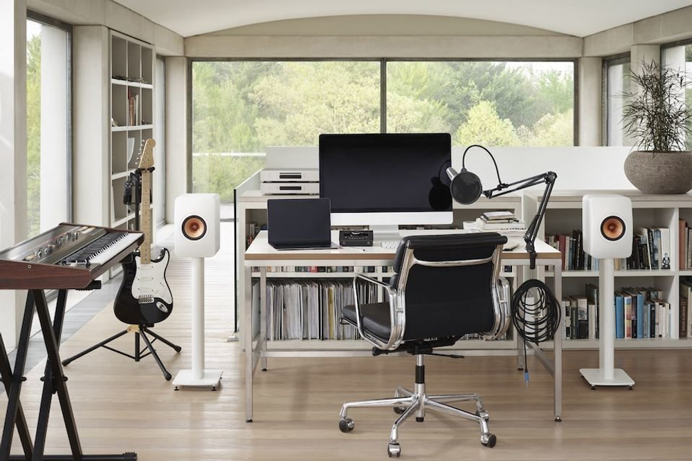 Полочная акустика KEF LS50 Meta