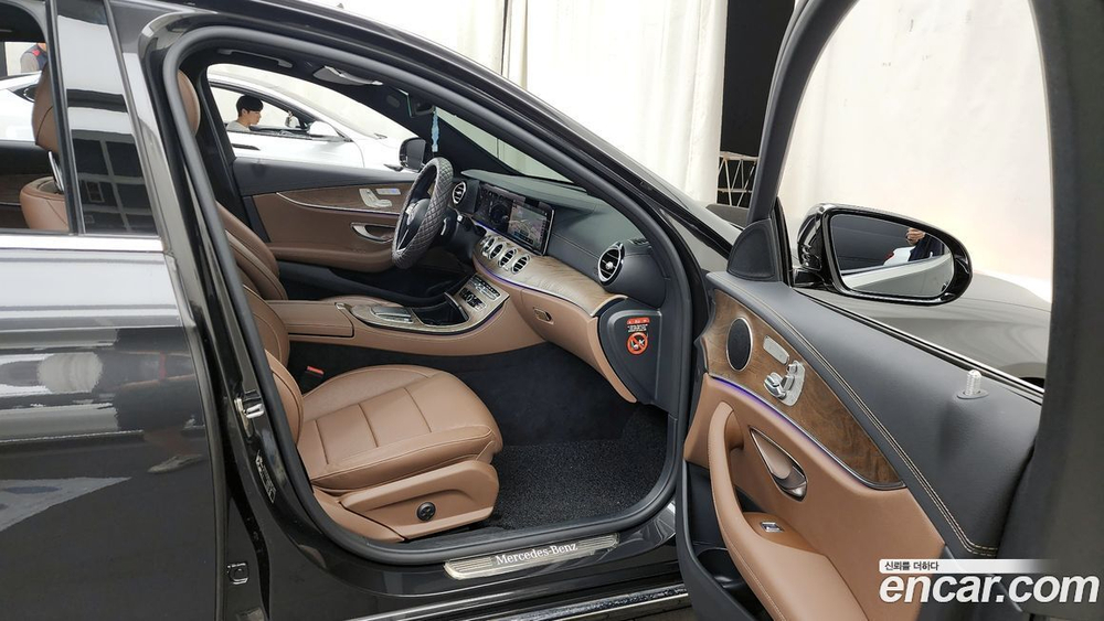 Mercedes-Benz E-Class W213 E220d 4MATIC Exclusive (01.2021)