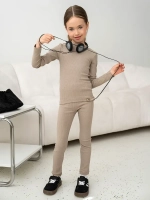 Костюм для девочки на осень