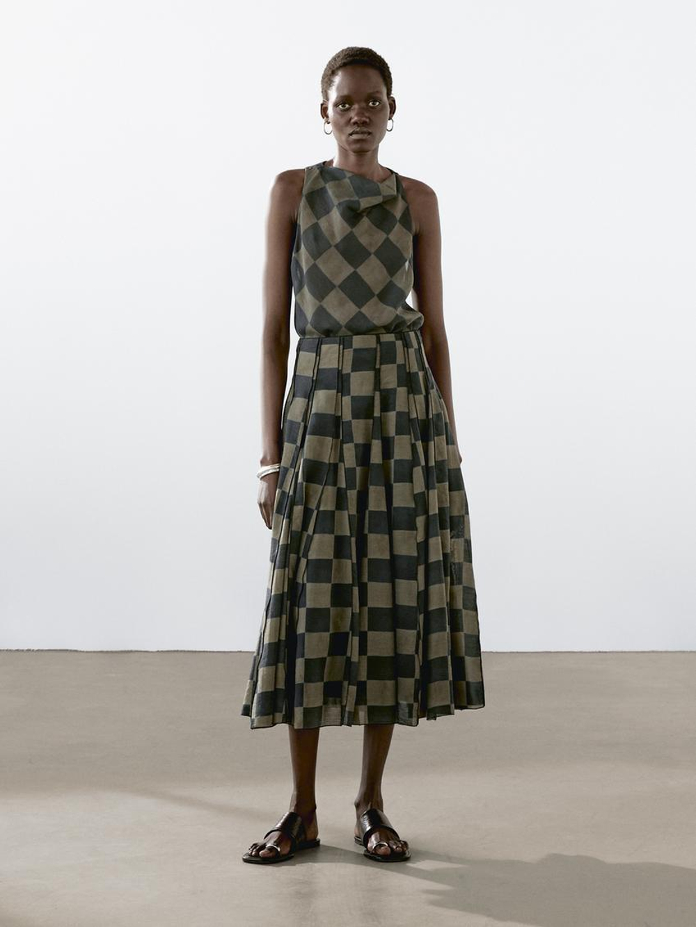 Massimo Dutti Топ с узором в клетку, драпировкой и горловиной халтер, темный хаки