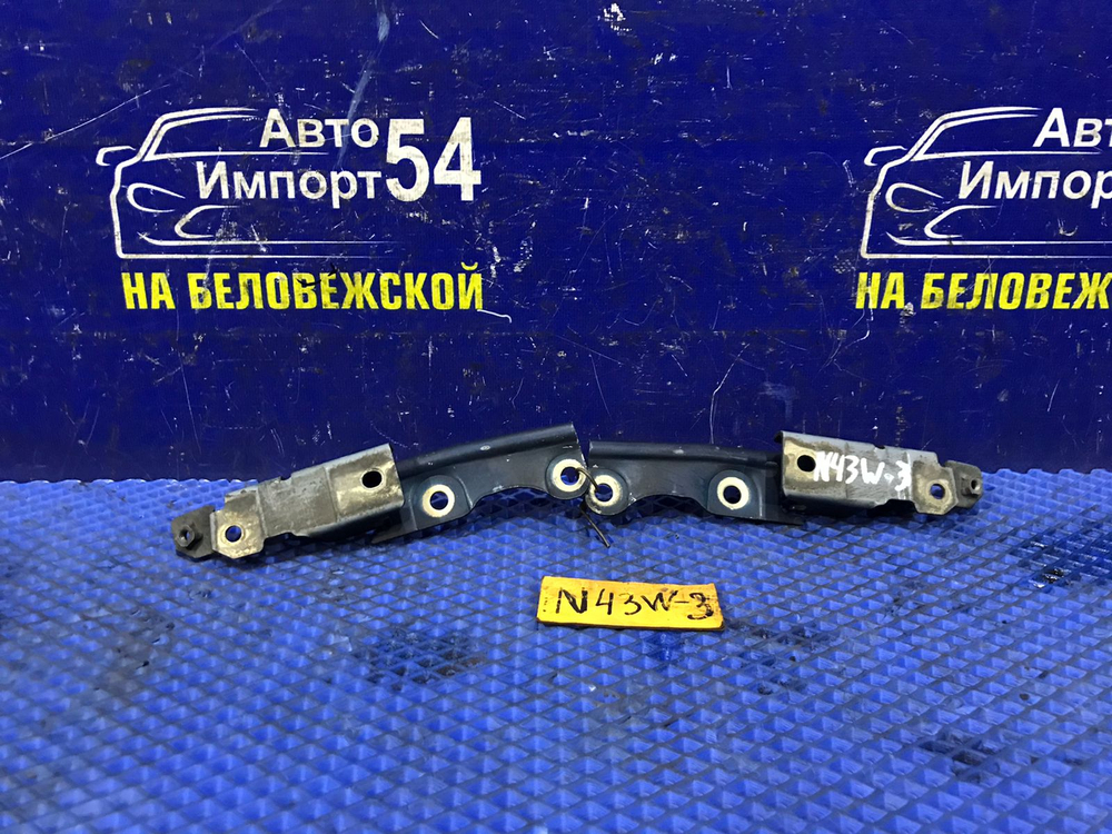 Петля капота правая MITSUBISHI CHARIOT 1994