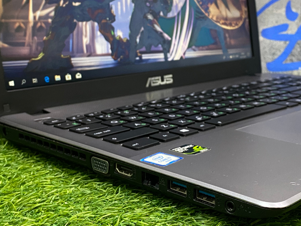 Игровой Asus 15.6' i7-6700HQ/GTX950M 4GB/8GB/1TB+128GB SSD/ K550V[K550VX-DM409D]/Windows 10