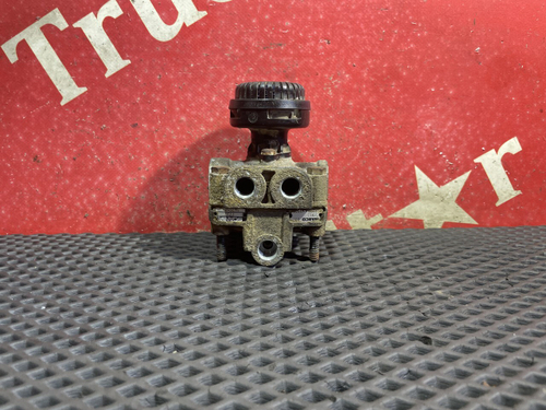 Клапан ускорительный