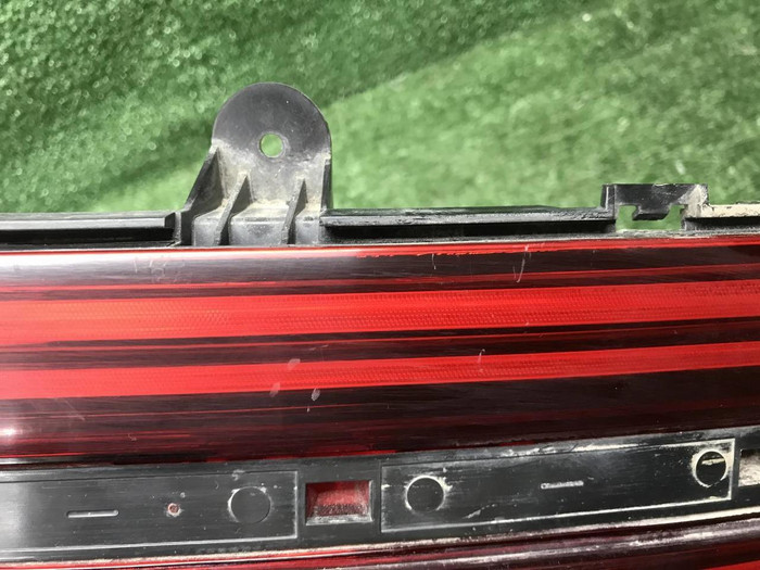 Фонарь правый внутренний Genesis GV70 (2020-н.в.)