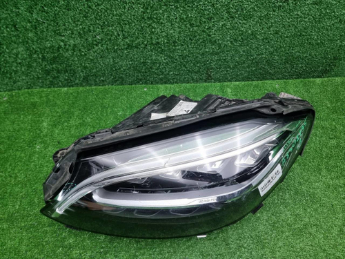 Фара левая Mercedes C w205 (2018-2023) LED
