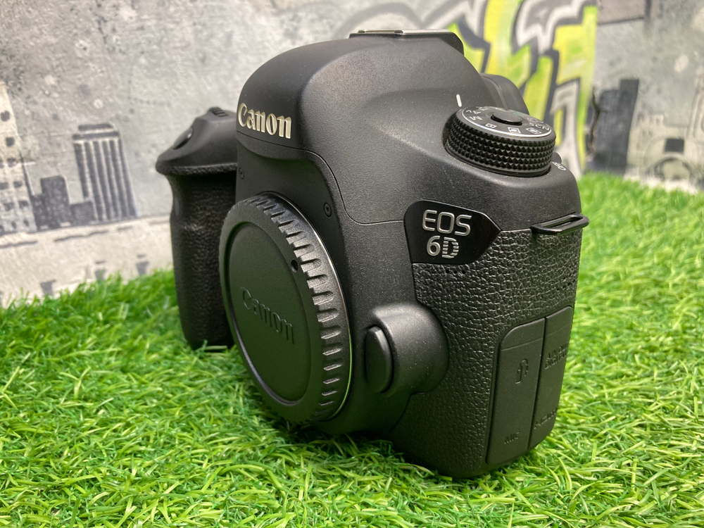 Canon EOS 6D (8.300 кадров)