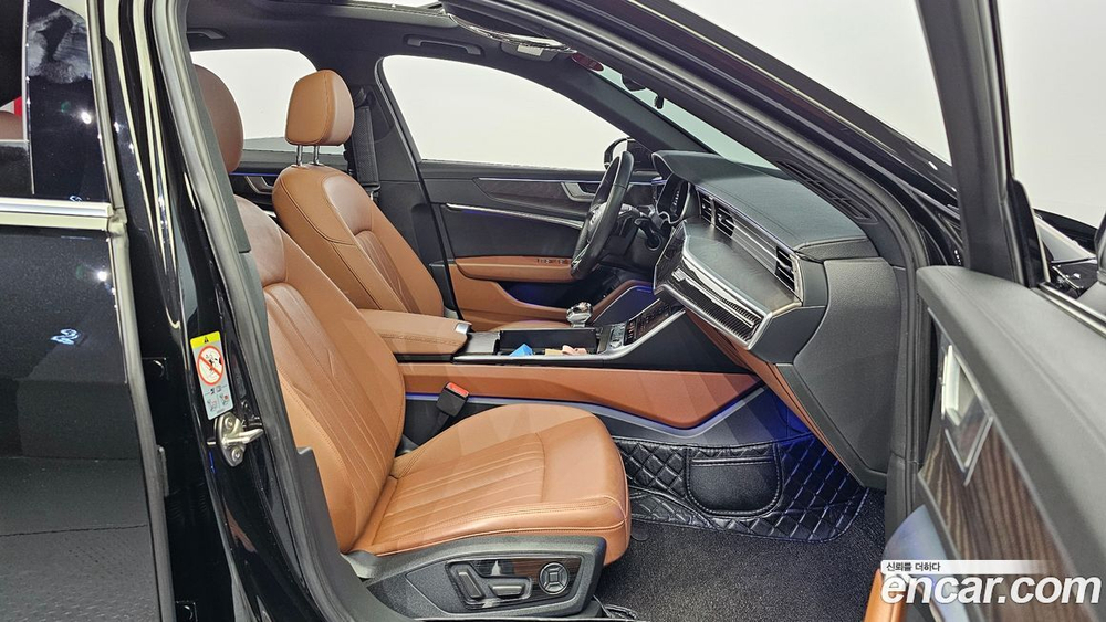 Audi A6 (C8) 40 TDI Premium (12.2019)