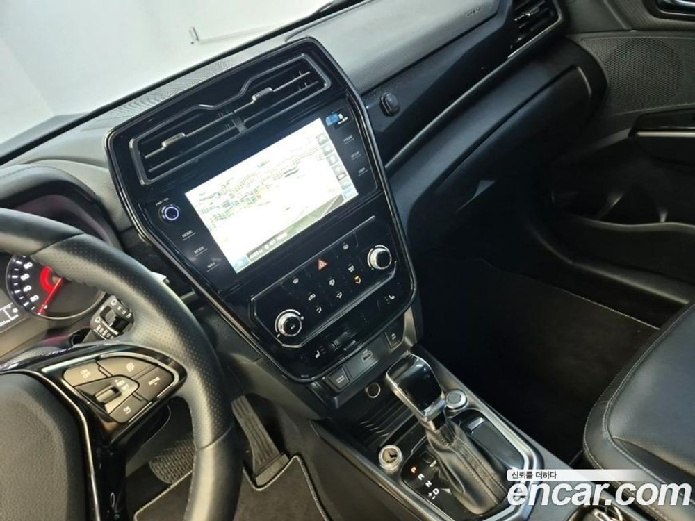 KG Mobility (Ssangyong) Very New Tivoli Дизель 1.6 2WD (08.2019)