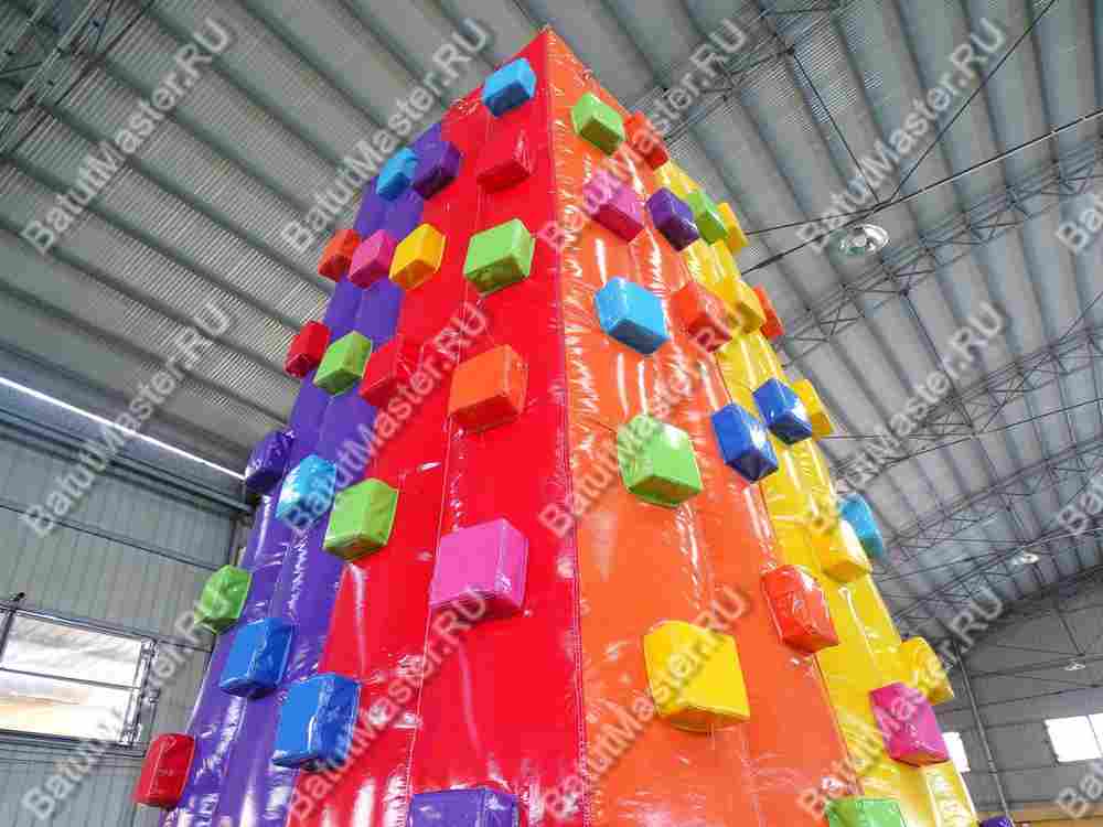 Скалодром "Утес" разноцветный 7*7*7 м