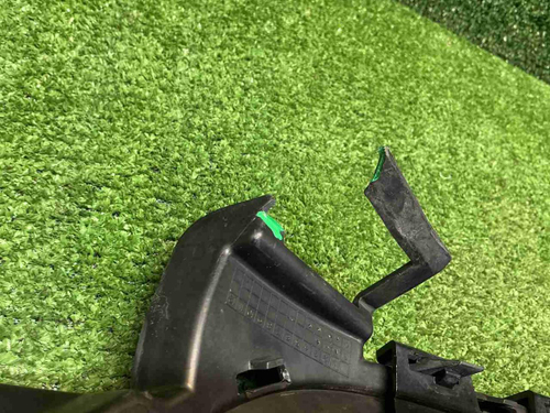 Решетка перед. бампера Mercedes GLS x167 19-24 AMG