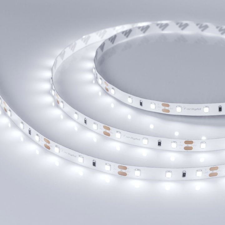 Светодиодная лента Arlight 4,8W/m 60LED/m 2835SMD холодный белый 5M 010522(2)
